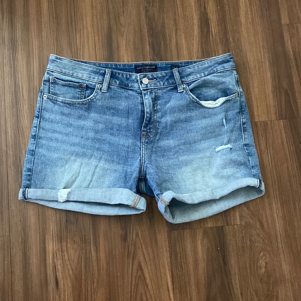 Lucky brand shorts